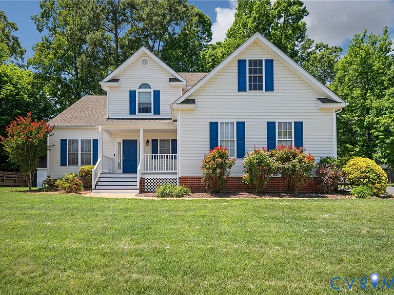 3924 Liberty Point Dr — Photo 1