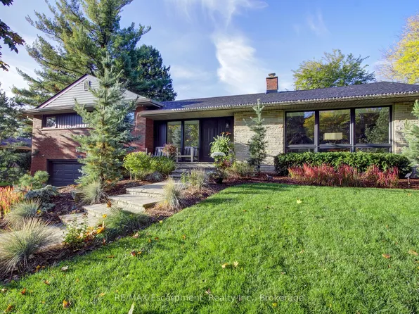 794 Falcon Blvd, Burlington, ON L7T 3B3