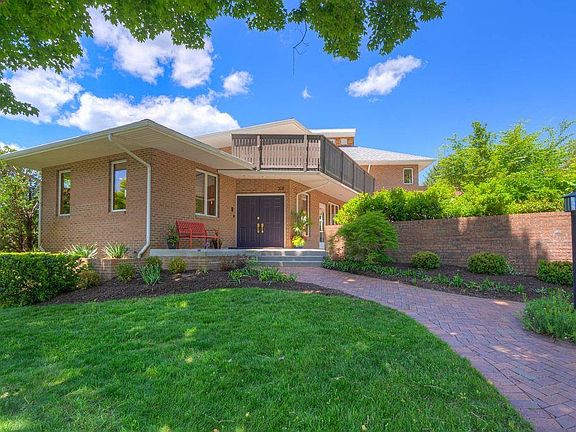 2nd image of 308 Seminole Dr