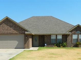 602 SW Deyo Landing Loop, Cache, OK 73527