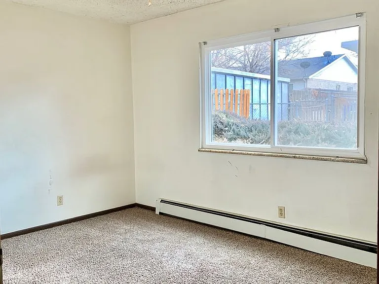 1626 E 16th St #40 — Photo 5
