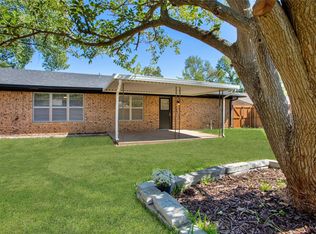 523 Bryan Dr, Denison, TX 75020