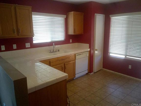 4th image of 15256 Ellery St