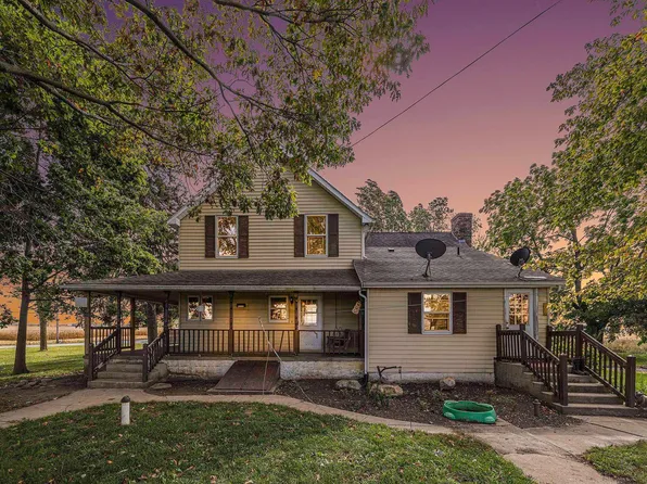 68011 Dogwood Rd, Bremen, IN 46506