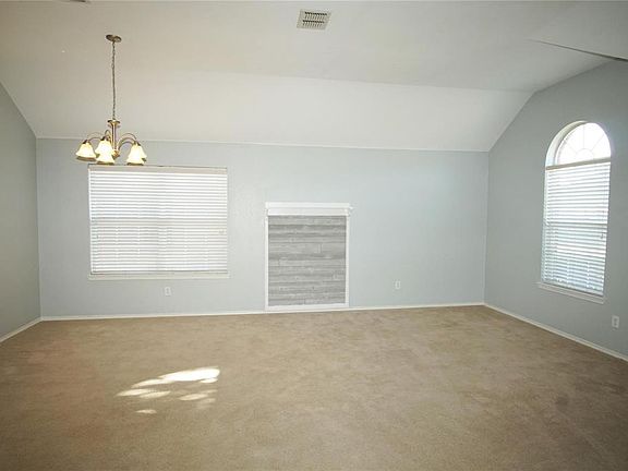 4th image of 8240 Misty Water Dr