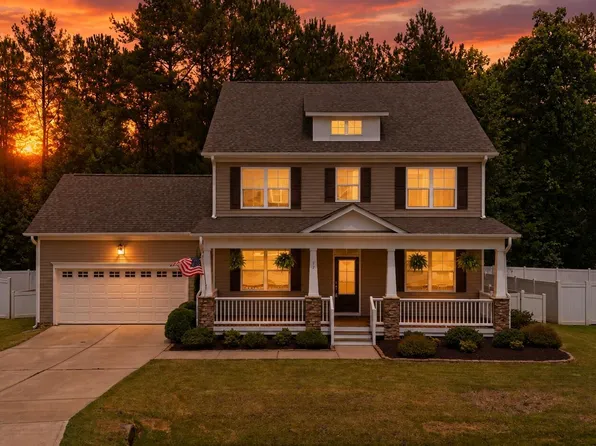 52 Grey Hawk Dr, Garner, NC 27529