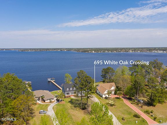 5th image of 695 White Oak Crossing