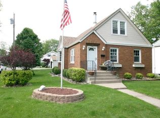 735 21st Ave, East Moline, IL 61244