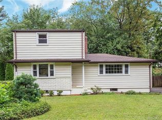 464 Frenchtown Rd, Bridgeport, CT 06606