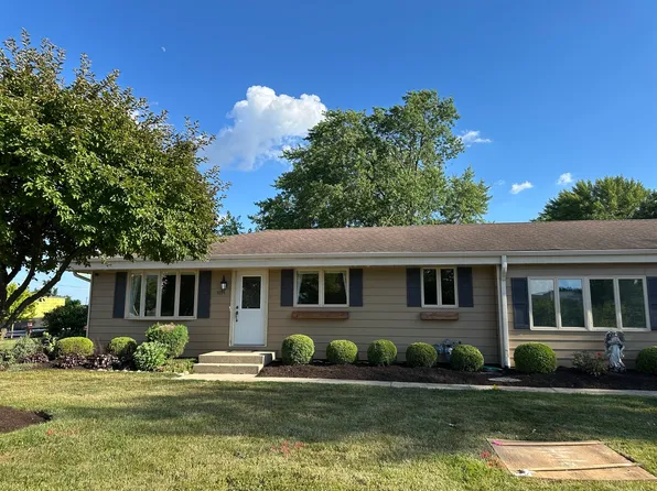 1691 Bilter Rd, Aurora, IL 60502