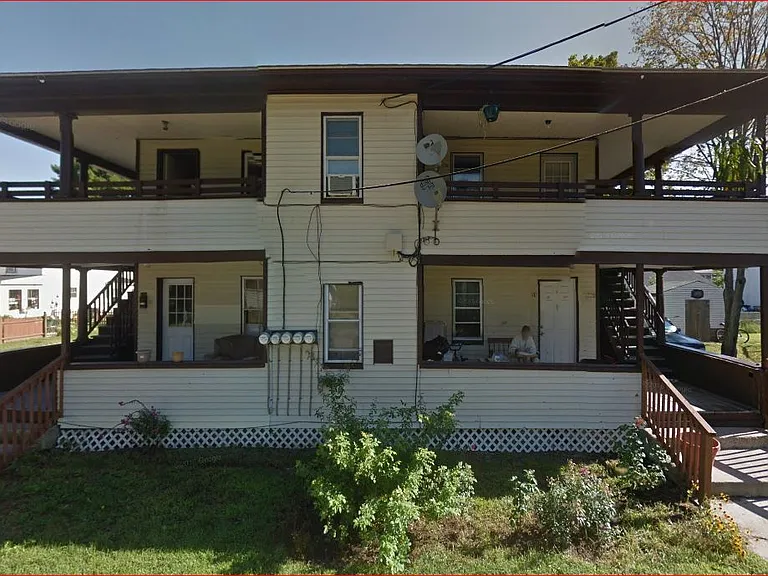 9 Riverbank Ct #C — Photo 15