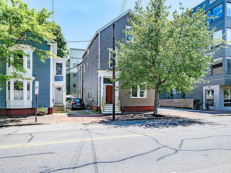 106 Congress St #1 — Photo 7