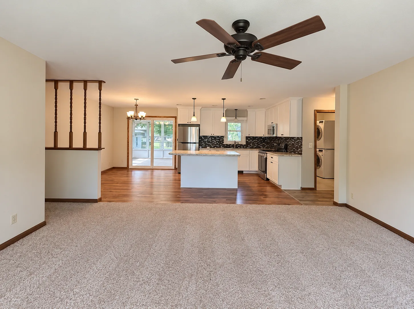 3 bed, 2.5 bath, 1782 sqft, $1,895 — Photo 3