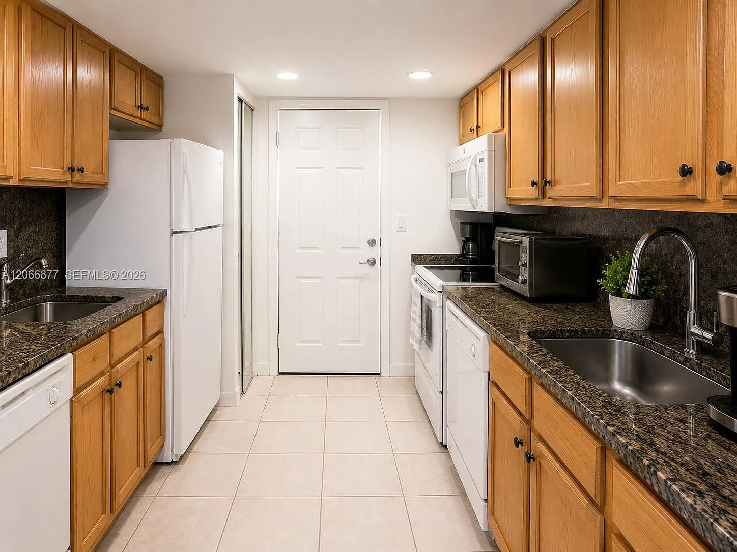 Key Islander Condo — Photo 3