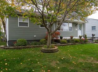 6062 325th St, Toledo, OH 43611