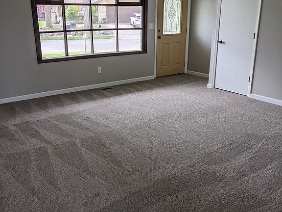 2nd image of 1003 Arapaho Trl