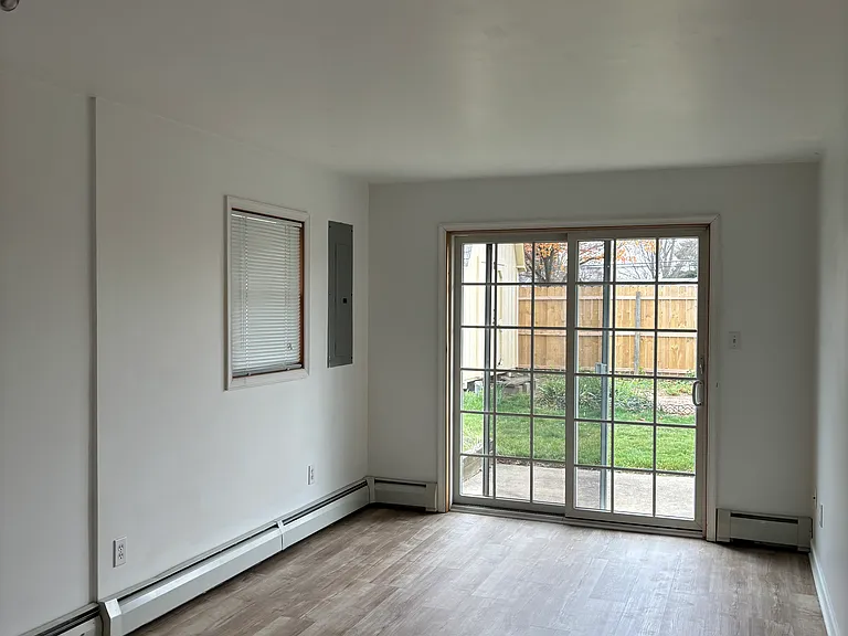 53 Pinewood Dr — Photo 11