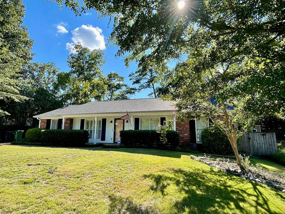 1st image of 6827 Fawndale Dr