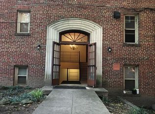 4884 Macarthur Blvd NW APT 108, Washington, DC 20007