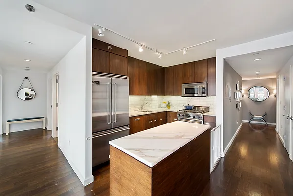 Rented by Compass | media 26