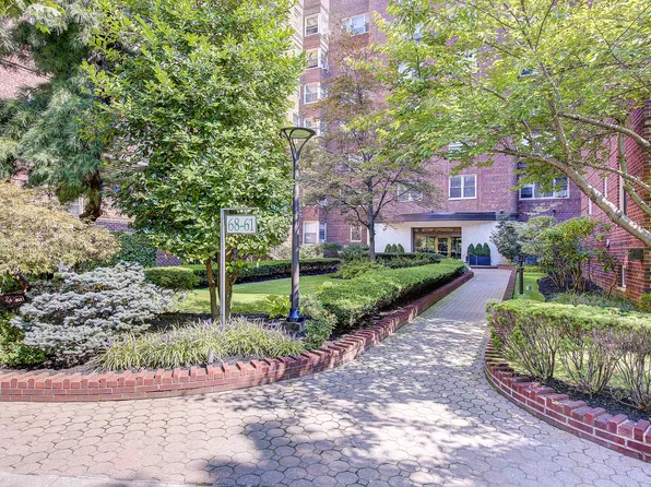 68-61 Yellowstone Boulevard image 20 of 21