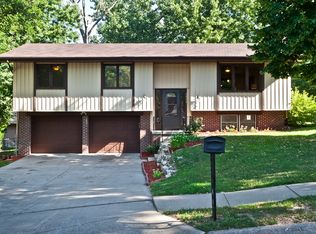 2804 Mars Cir, Bellevue, NE 68005