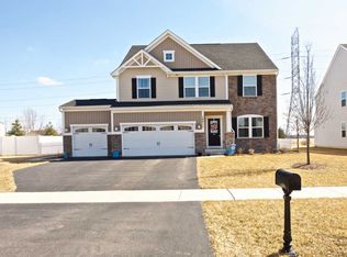 16611 S Lewood Dr, Plainfield, IL 60586