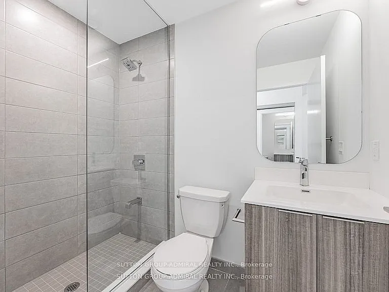 15 Richardson St #1017 — Photo 23