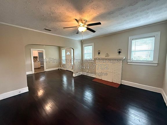 5th image of 2803 Green St