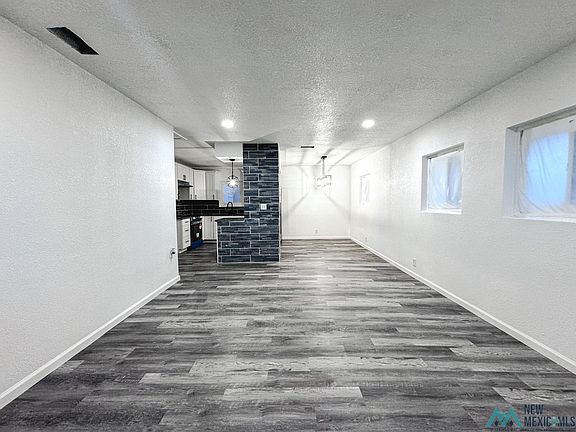 4th image of 1412 S Lea Ave