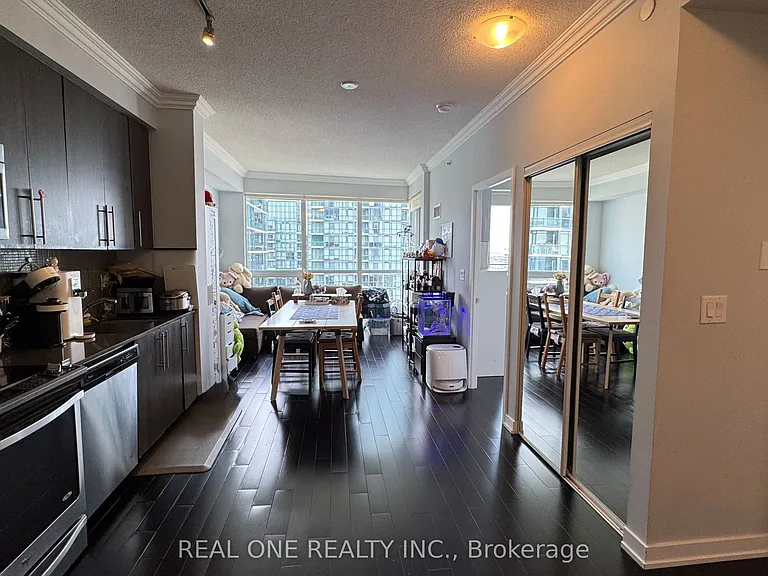 510 Curran Pl #3405 — Photo 4