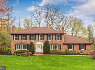 6 Glen Highland Ct, Phoenix, MD 21131