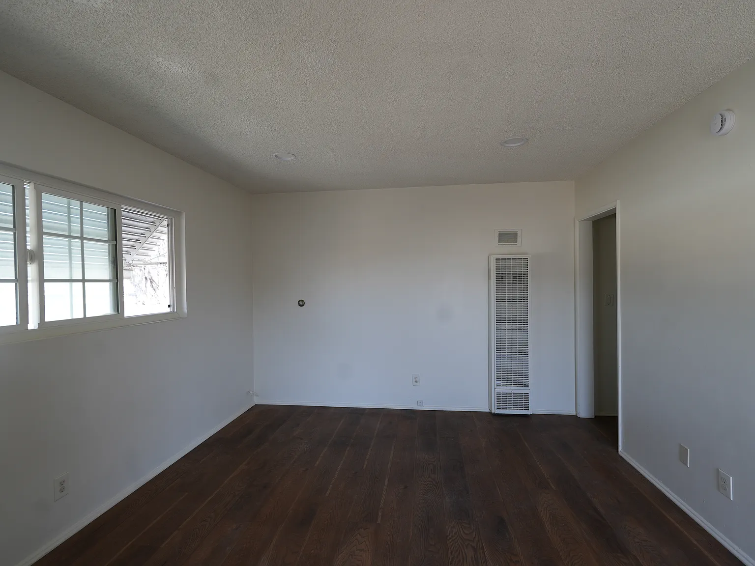 1 bed, $1,600 — Photo 2