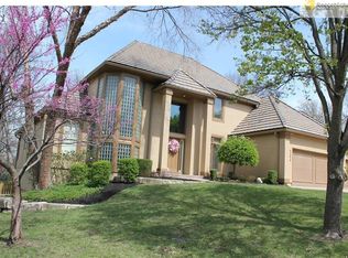 5244 W 127th Ter, Leawood, KS 66209