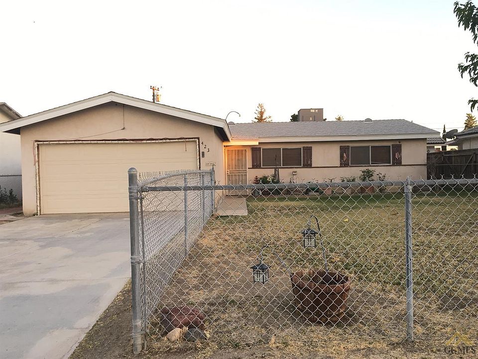 1st image of 423 Helen Way