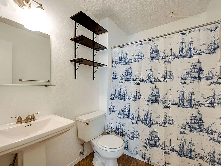 922 Fannin St #112 — Photo 11