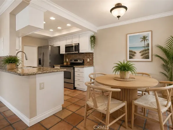 20702 El Toro Rd APT 231, Lake Forest, CA 92630