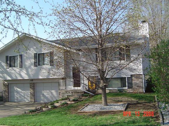 2nd image of 733 W Beal St