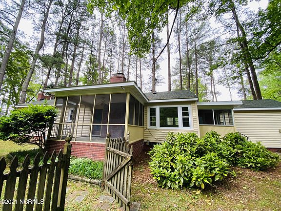 4th image of 102 Poplar Dr