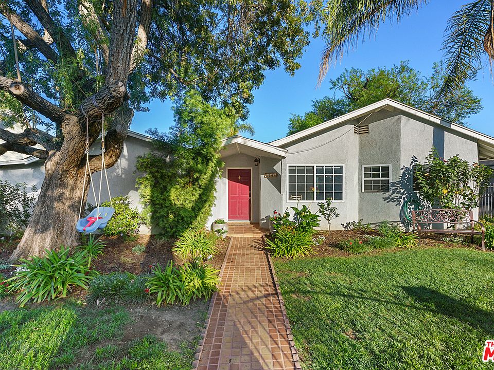 1st image of 5244 Woodman Ave