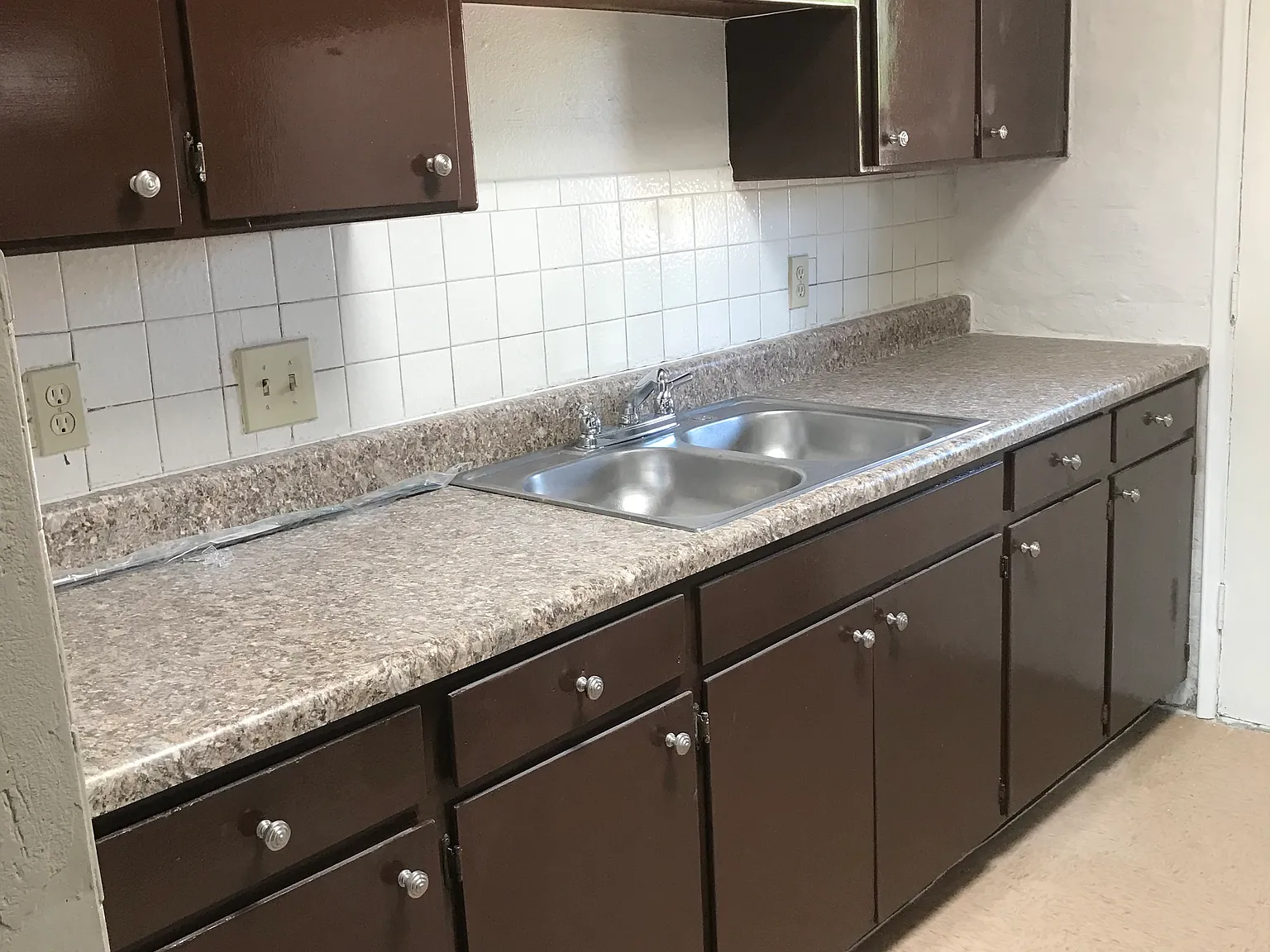 2 bed, $925 — Photo 3