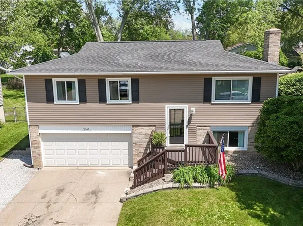 412 Stonewood St, Canal Fulton, OH 44614