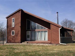 10093 Cabin Rd, Oakley, IL 62501