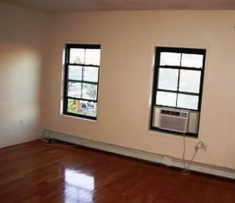 Rented by Clinton Hill RE | media 4
