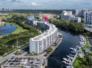 300 Diplomat Pkwy APT 204, Hallandale Beach, FL 33009