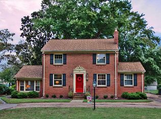 60 Cedar Ln, Newport News, VA 23601