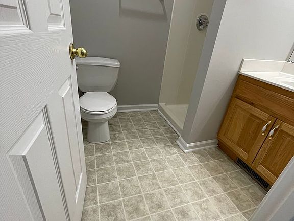3rd image of 31 Fox Creek Ct #31