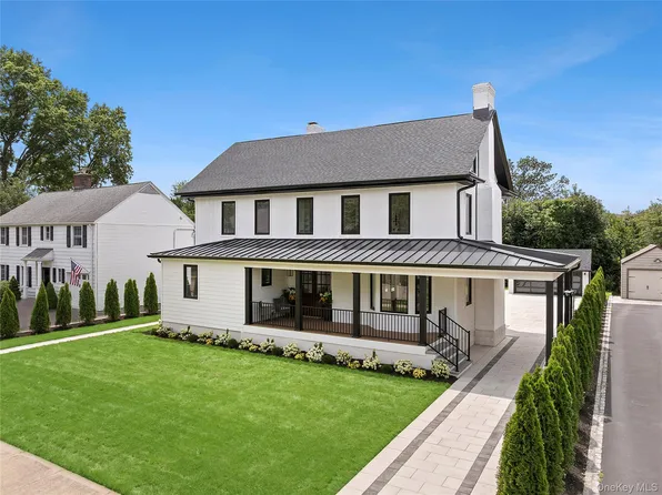 132 Arthur Street, Garden City, NY 11530