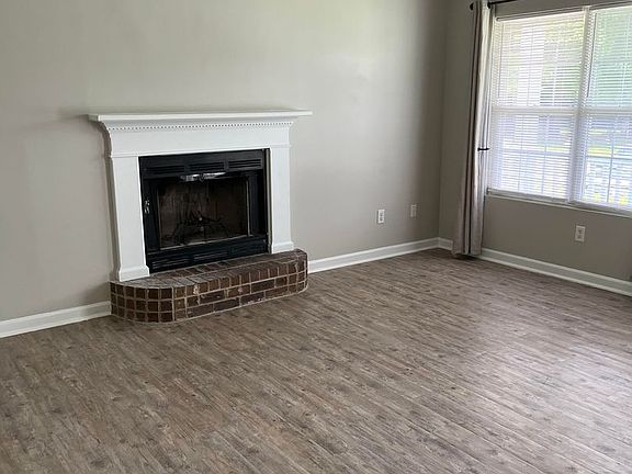 4th image of 509 Dolphin Dr
