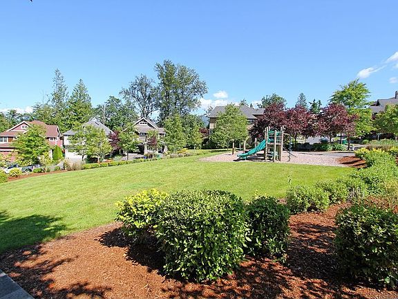 2nd image of 2125 NW Coyote Creek Ln
